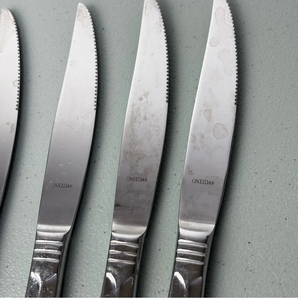 Oneida New York Stainless Steel Table Knives Lot of 8 1880 Hospitality Flatware